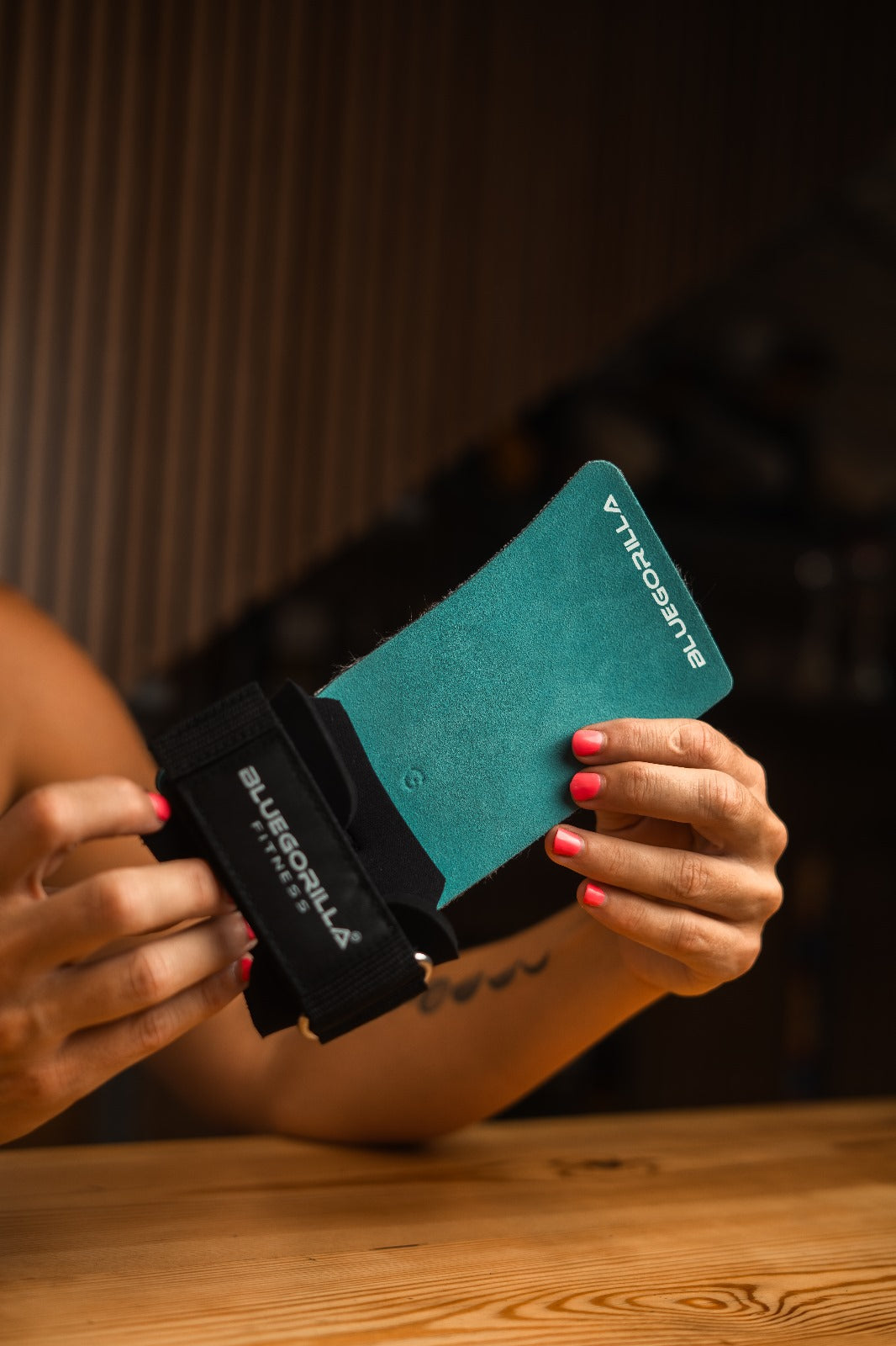 BLUEGORILLA® QUAD ULTRA - Calleras para CrossTraining y Functional Training | Grip RX sin Magnesio | Neopreno Reforzado en Muñeca | Máxima Protección y Rendimiento