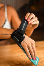 BLUEGORILLA® QUAD ULTRA -  Calleras para CrossTraining y Functional Training | Grip RX sin Magnesio | Neopreno Reforzado en Muñeca | Máxima Protección y Rendimiento