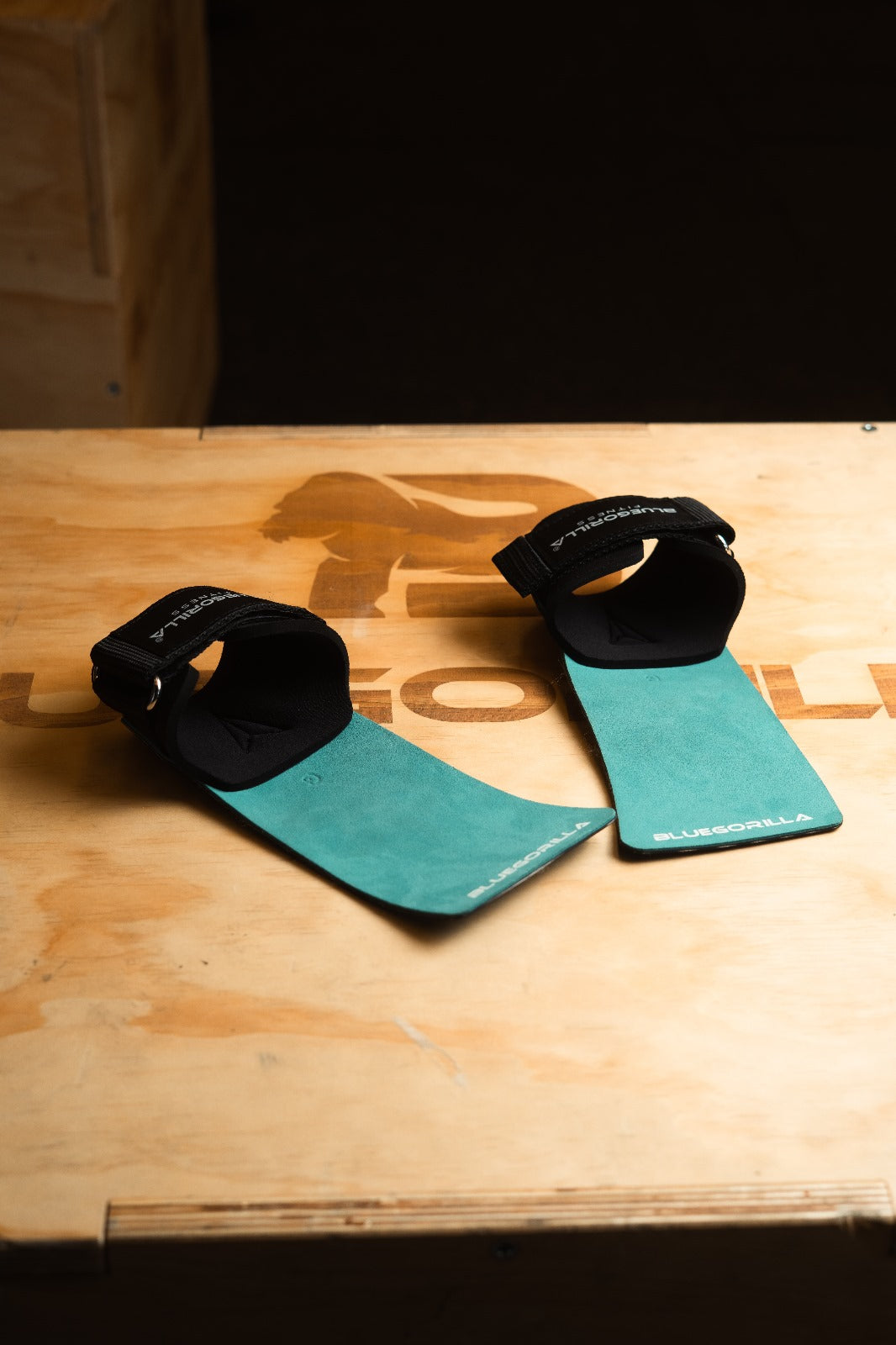 BLUEGORILLA® QUAD ULTRA -  Calleras para CrossTraining y Functional Training | Grip RX sin Magnesio | Neopreno Reforzado en Muñeca | Máxima Protección y Rendimiento